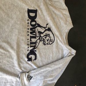 Gray short sleeve athletic shirt